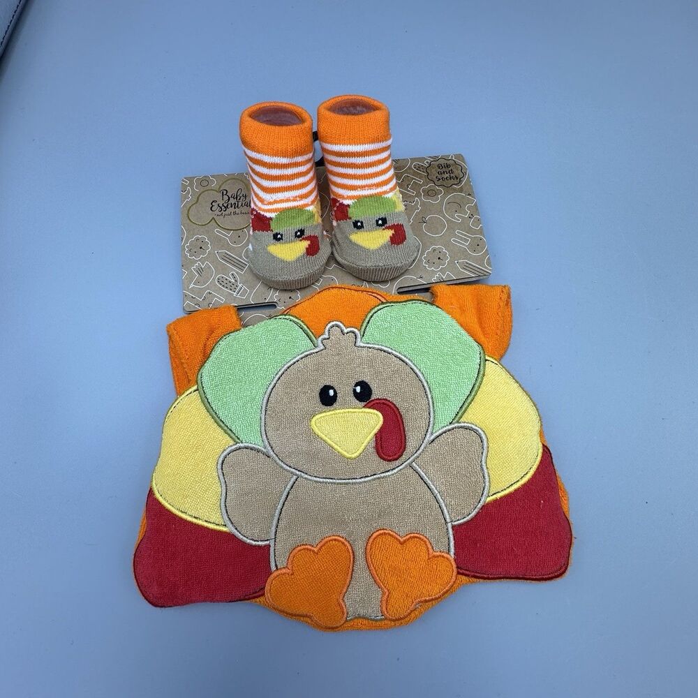 Baby Essentials Bib and Socks Turkey Thanksgiving Infant Baby Shower 0-6 Mon